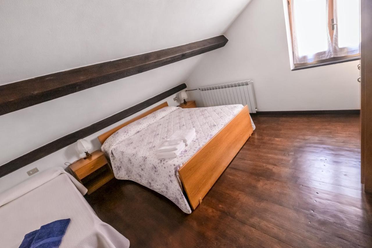 Tino Brezza Di Mare Apartment Дейва Марина Екстериор снимка