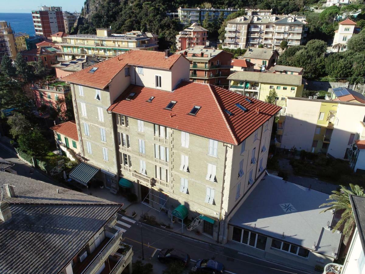Tino Brezza Di Mare Apartment Дейва Марина Екстериор снимка